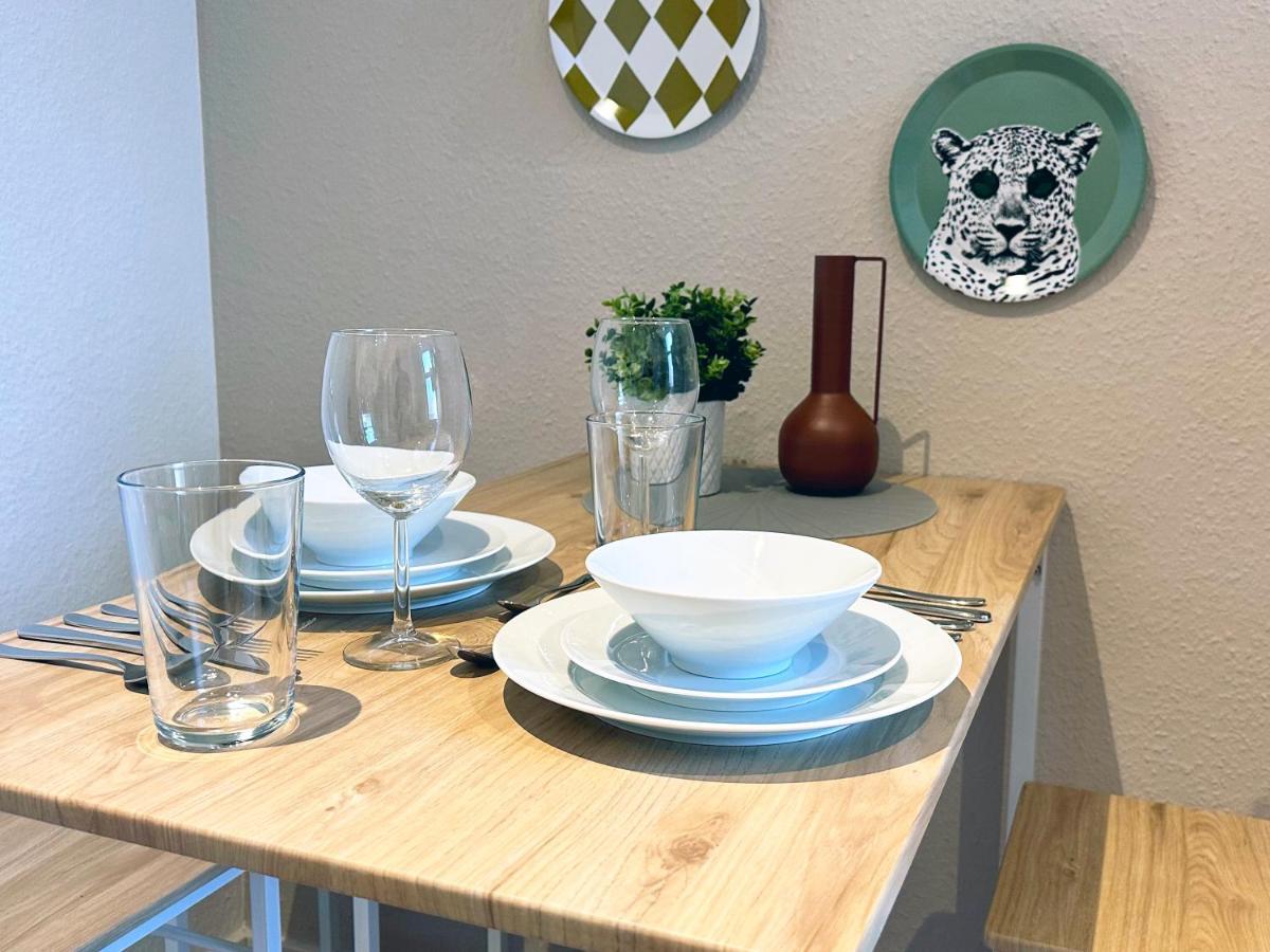 Mönchengladbach Modernes City-Apartment In Moechengladbach מראה חיצוני תמונה